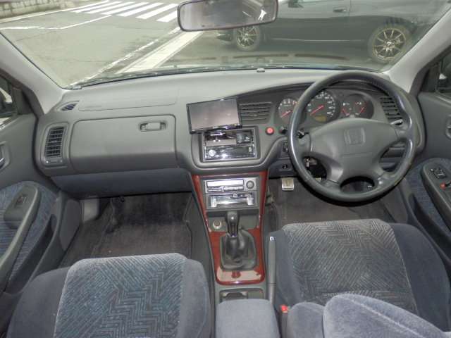 1997 Honda Accord – thumbnail 4