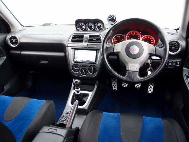 2004 Subaru Impreza STI – thumbnail 3