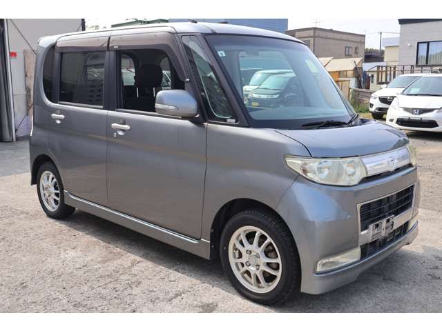 2009 Daihatsu Tanto – thumbnail 3