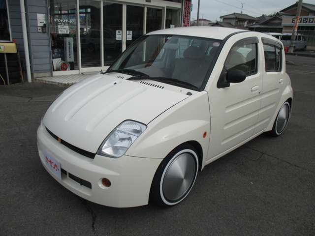 2001 Toyota WiLL – thumbnail 2