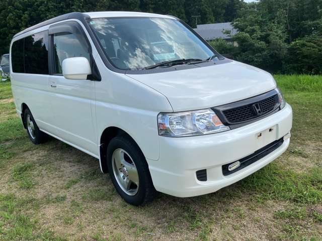 2004 Honda Stepwgn – thumbnail 3