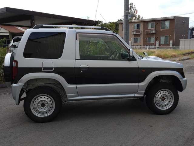 2006 Mitsubishi Pajero Mini – thumbnail 4