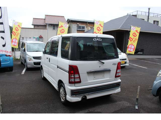 2002 Daihatsu Atrai Wagon – thumbnail 2