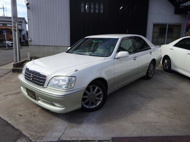 2003 Toyota Crown Royal – thumbnail 4