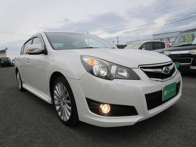 2010 Subaru Legacy B4 – thumbnail 3