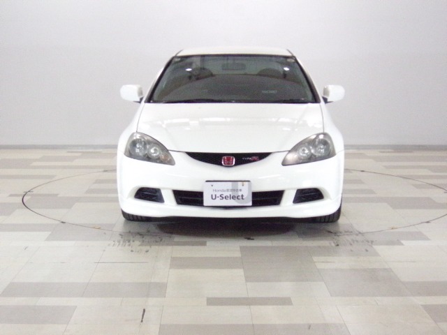 2004 Honda Integra Type R – thumbnail 2