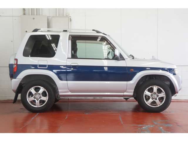 2008 Mitsubishi Pajero Mini – thumbnail 4