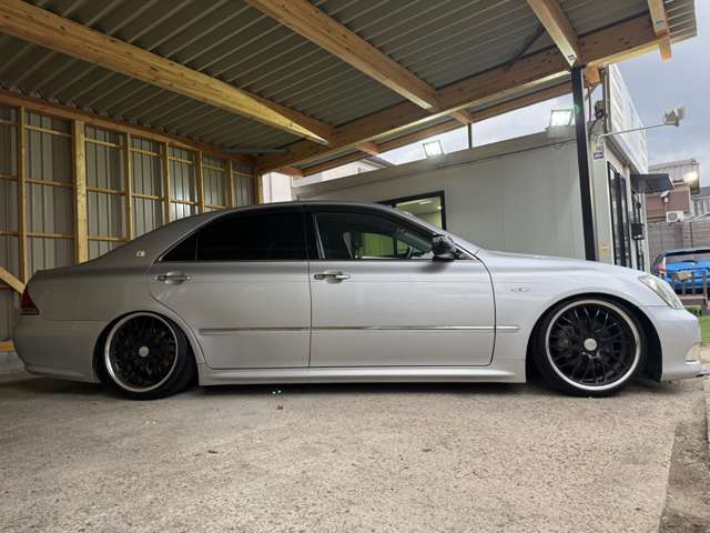 2007 Toyota Crown Athlete – thumbnail 3