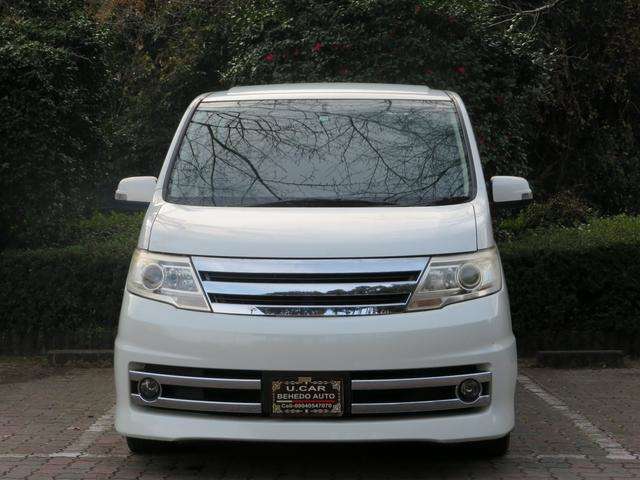 2009 Nissan Serena – thumbnail 2