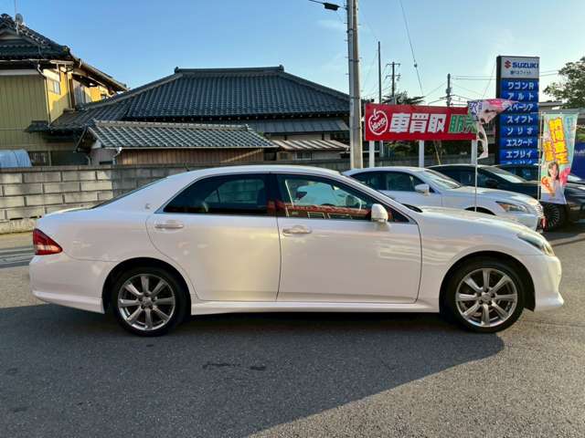 2009 Toyota Crown Athlete – thumbnail 3