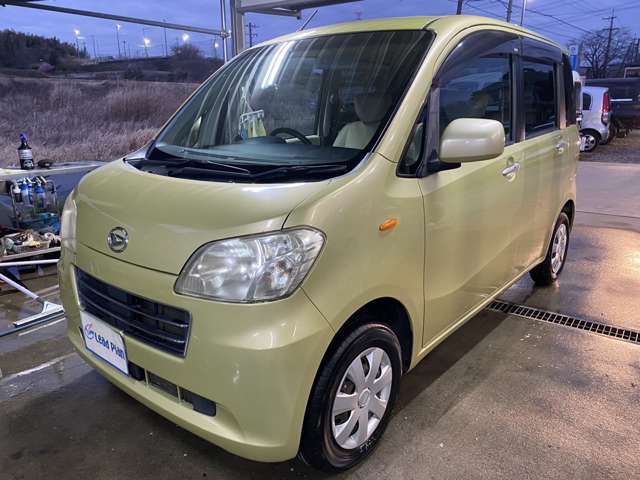 2010 Daihatsu Tanto Exe – thumbnail 3