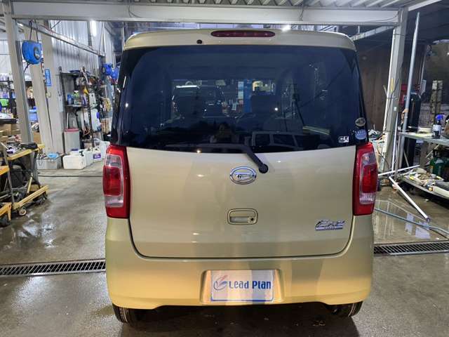 2010 Daihatsu Tanto Exe – thumbnail 4