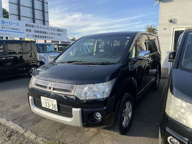 2009 Mitsubishi Delica D:5 – thumbnail 3