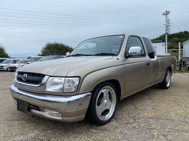 2003 Toyota Hilux