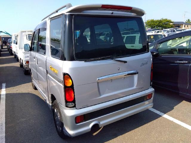 1999 Daihatsu Atrai – thumbnail 2