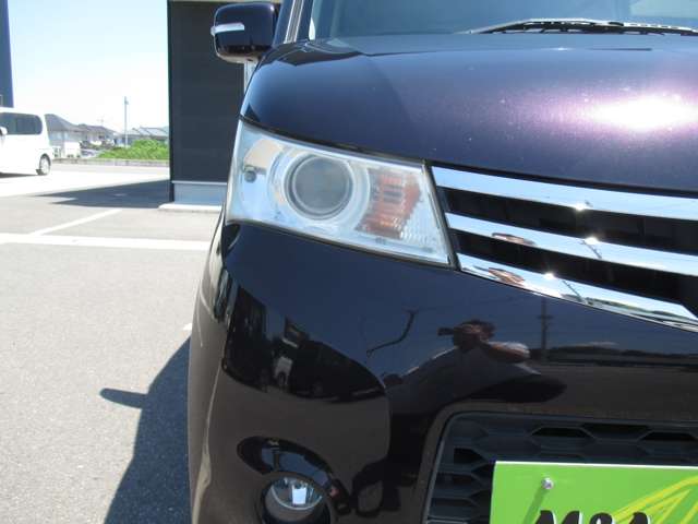 2010 Nissan Roox – thumbnail 3