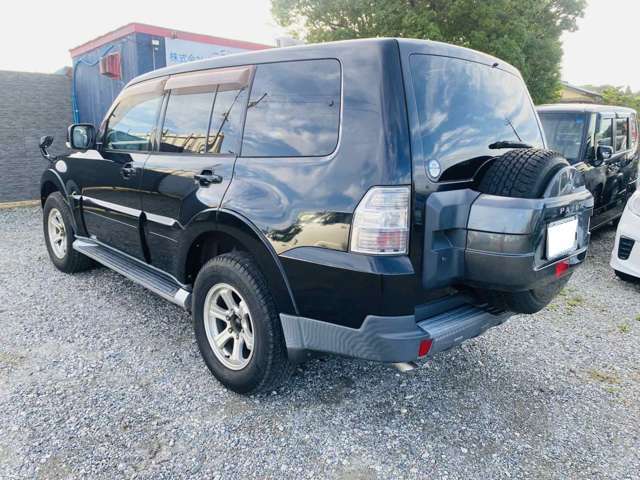 2007 Mitsubishi Pajero – thumbnail 4
