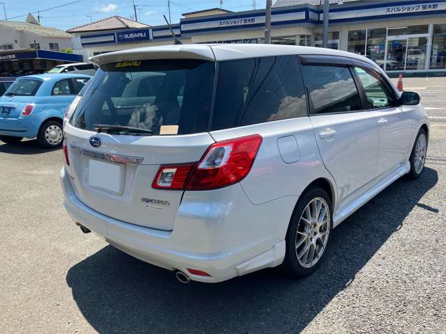 2010 Subaru Exiga – thumbnail 4