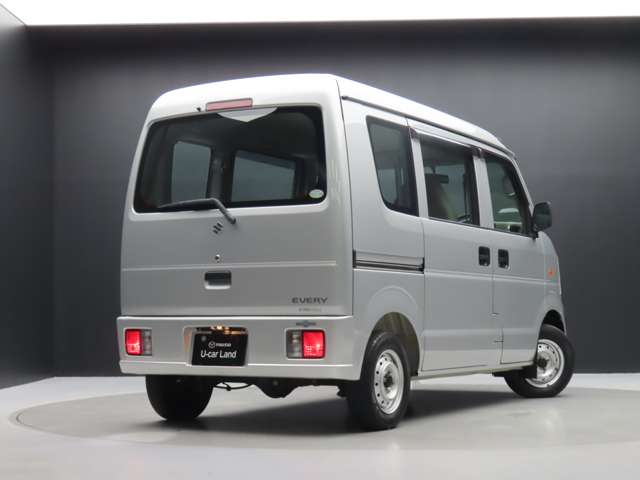 2010 Suzuki Every – thumbnail 2