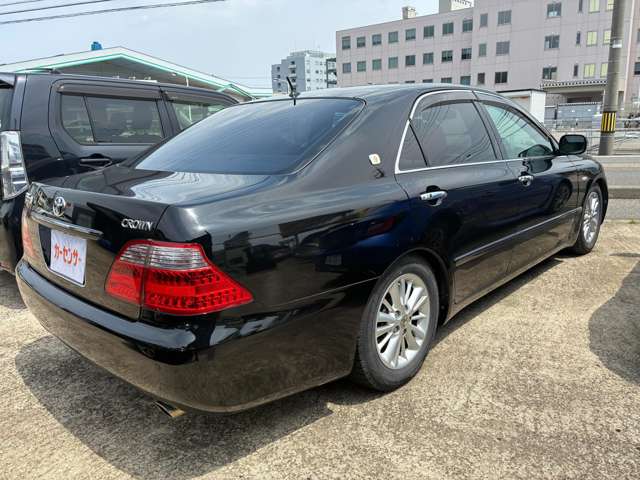 2006 Toyota Crown Royal – thumbnail 4