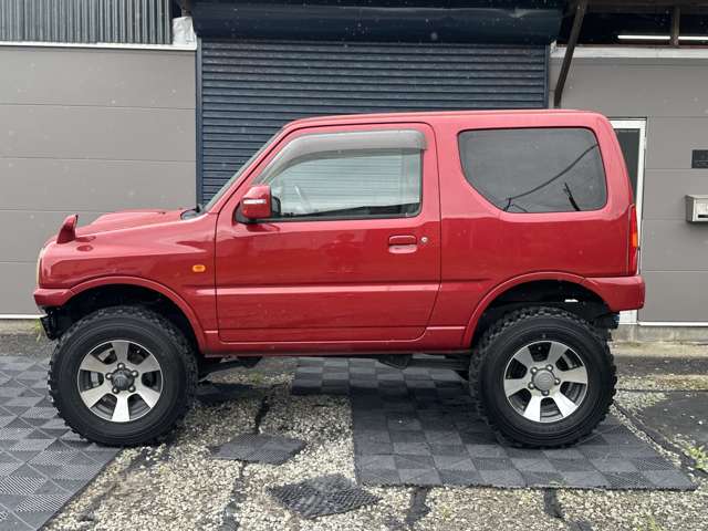 2010 Suzuki Jimny – thumbnail 4