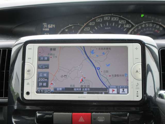 2010 Daihatsu Tanto – thumbnail 4