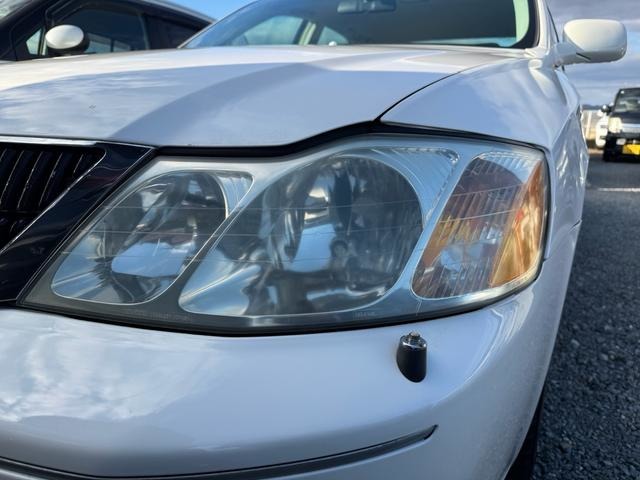 2000 Toyota Pronard – thumbnail 2