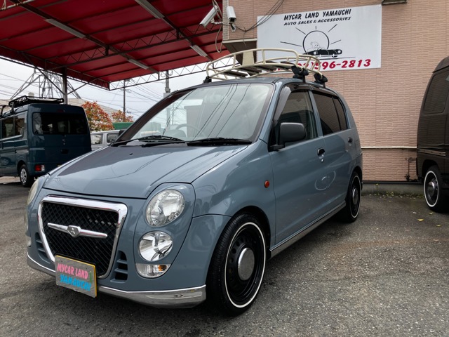 2010 Mitsubishi Minica