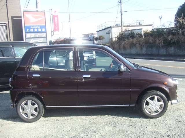 1998 Daihatsu Mira – thumbnail 2