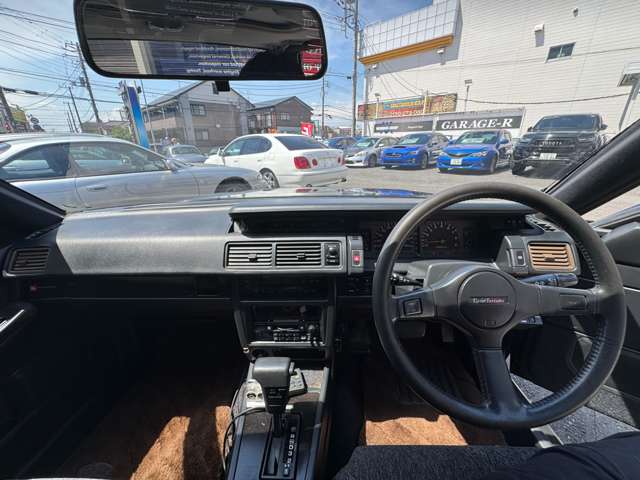 1989 Nissan Cedric Sedan – thumbnail 4