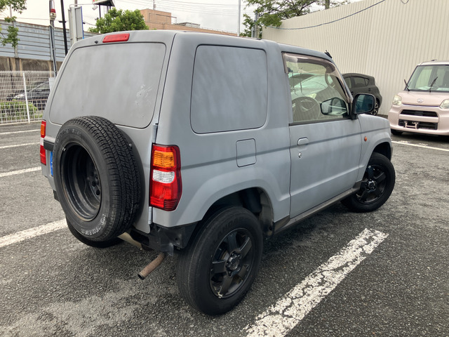 2008 Mitsubishi Pajero Mini – thumbnail 4