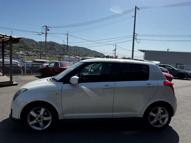 2005 Suzuki Swift – thumbnail 4