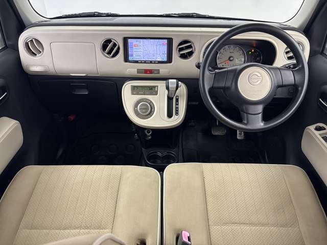 2010 Daihatsu Mira Cocoa – thumbnail 4
