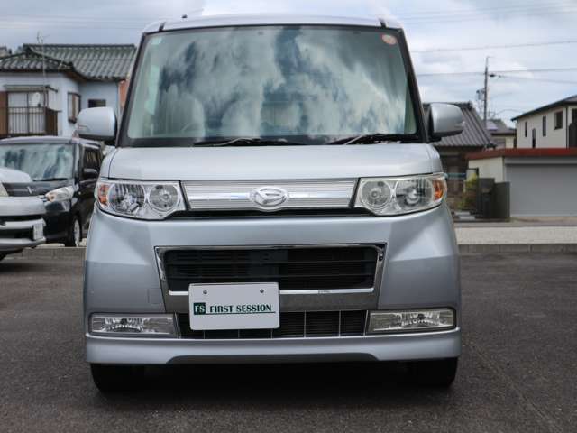 2009 Daihatsu Tanto – thumbnail 2