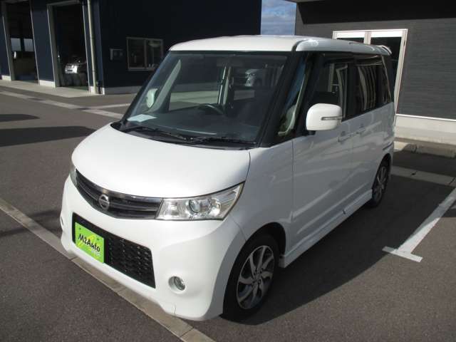 2010 Nissan Roox – thumbnail 2