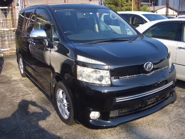 2010 Toyota Voxy
