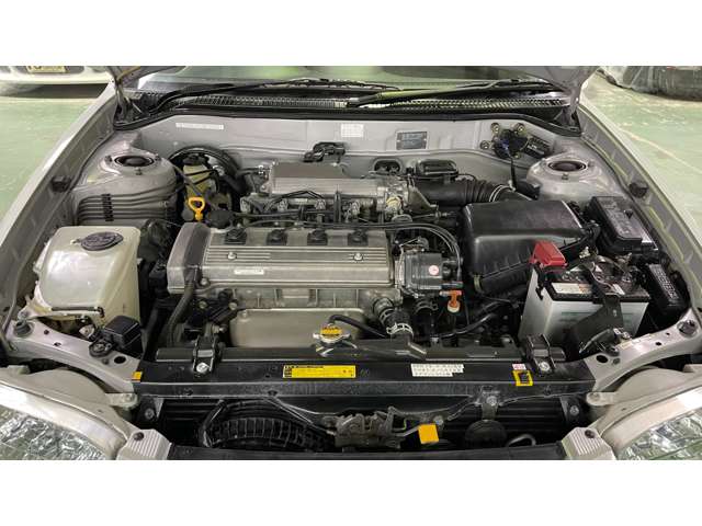 2001 Toyota Sprinter Carib – thumbnail 4