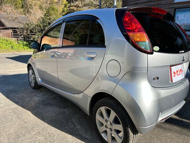 2006 Mitsubishi i – thumbnail 3