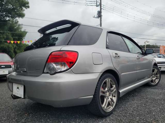 2005 Subaru Impreza Sports Wagon – thumbnail 2