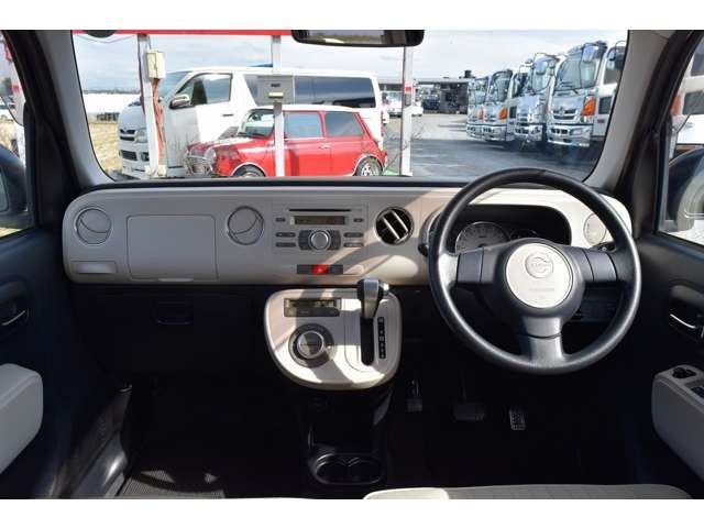 2010 Daihatsu Mira Cocoa – thumbnail 4