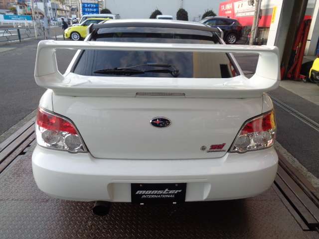 2006 Subaru Impreza STI – thumbnail 3