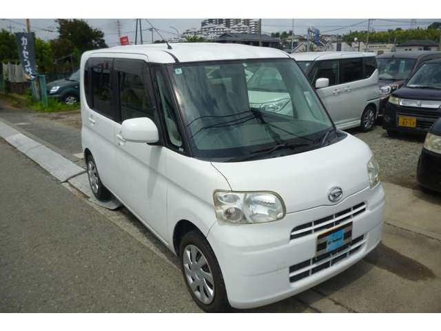 2010 Daihatsu Tanto – thumbnail 3