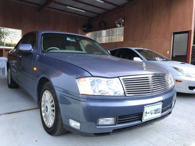 2001 Nissan Cedric – thumbnail 3