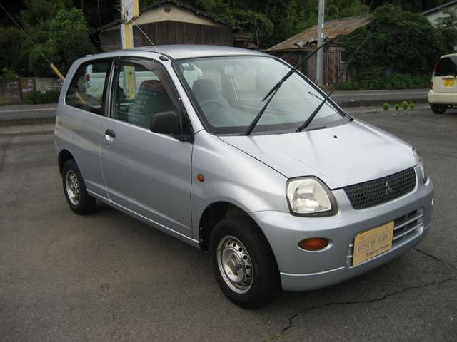 2008 Mitsubishi Minica – thumbnail 3