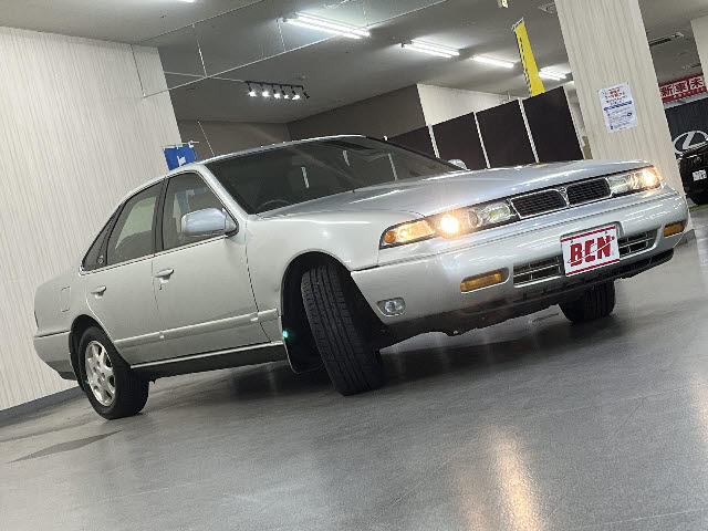 1993 Nissan Cefiro – thumbnail 4
