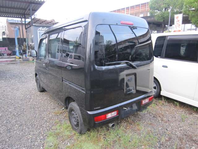 2009 Daihatsu Hijet Cargo – thumbnail 4