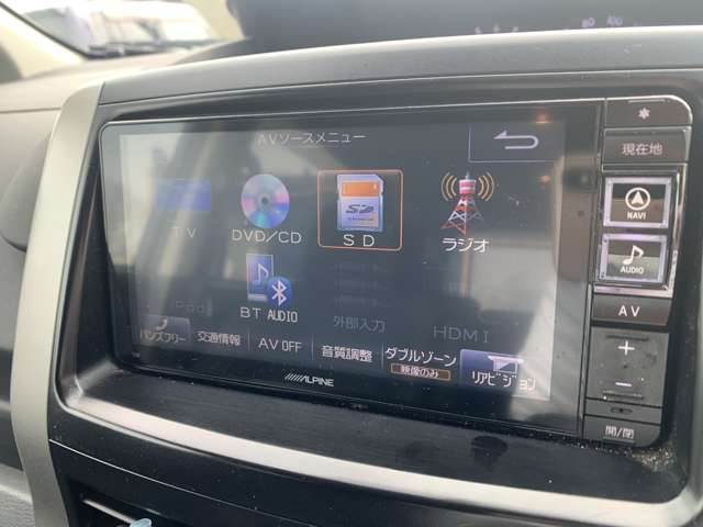 2009 Toyota Voxy – thumbnail 2