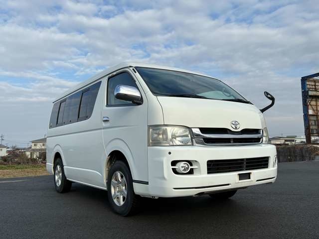 2008 Toyota Hiace