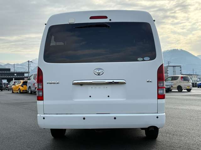 2008 Toyota Hiace – thumbnail 4