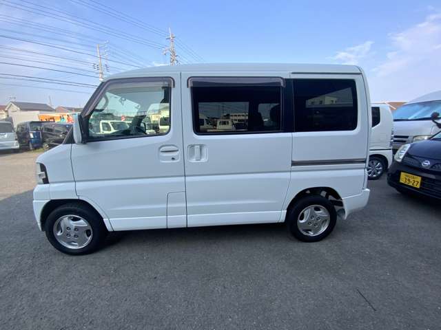 2010 Mitsubishi Town Box – thumbnail 3